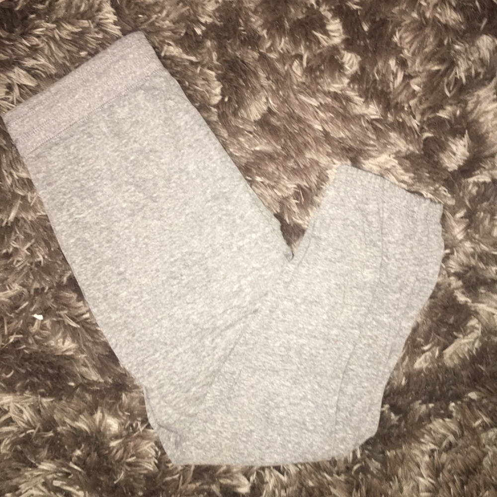 Athletic joggers